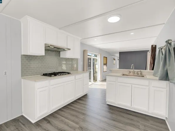 168 Rose Marie Ln, Concord, CA 94518