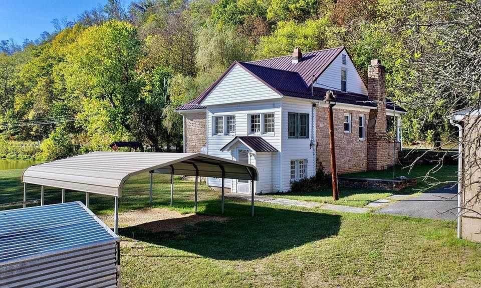 25th image of this home