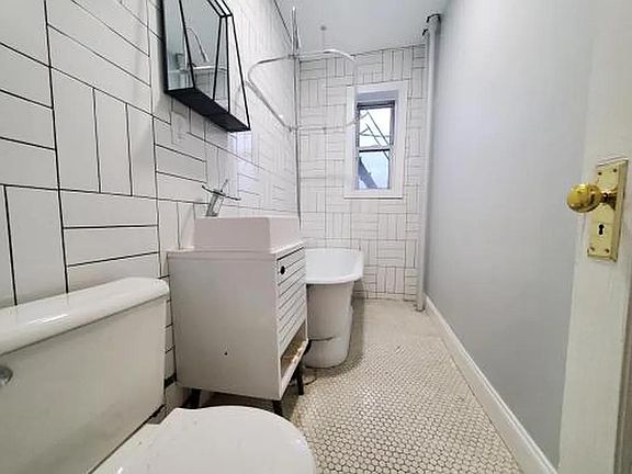 2nd image of 3139 John F Kennedy Blvd #204B