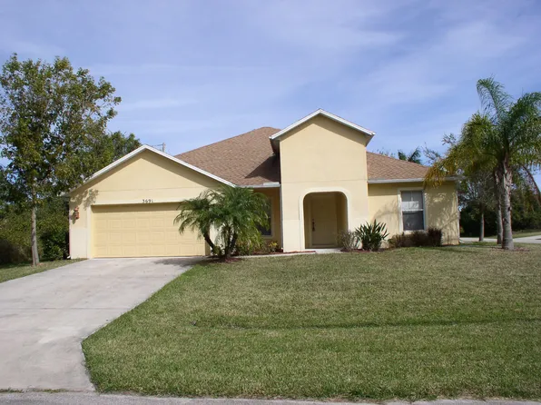 3691 SW Margela St, Port Saint Lucie, FL 34953
