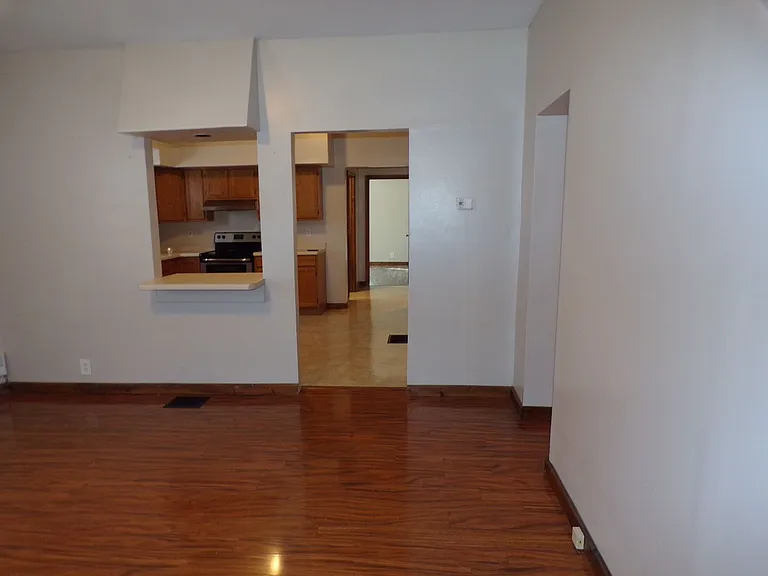 247 S Kansas St — Photo 4