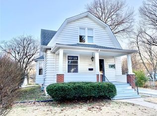 3323 Jackson St, Alton, IL 62002