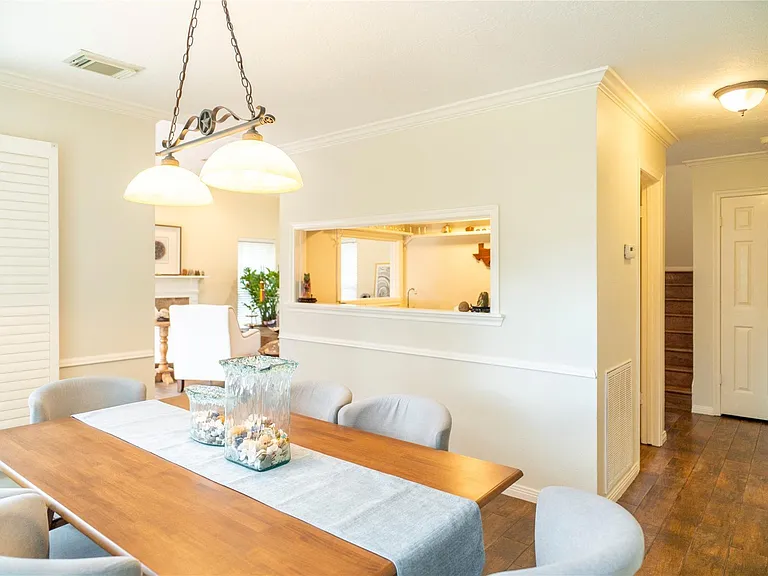 18310 Spellbrook Dr — Photo 16