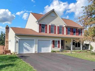 302 S Shaffer Dr, New Freedom, PA 17349