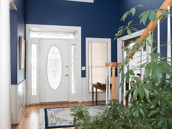 4th image of 5009 Lupreese Ln