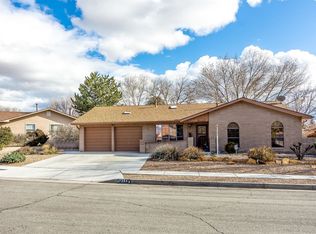7304 Valley Forge Rd NE, Albuquerque, NM 87109