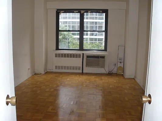 Rented by Elinor Taasa, LREB | media 23