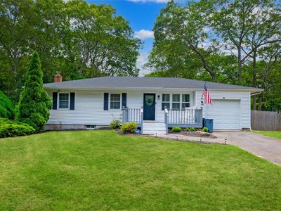 8 Stratler Drive, Shirley, NY, 11967