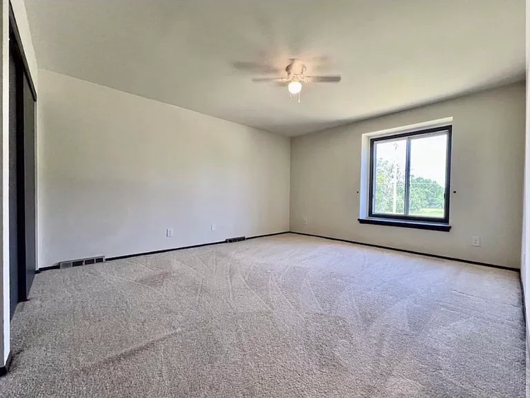 4085 W College Ave — Photo 8