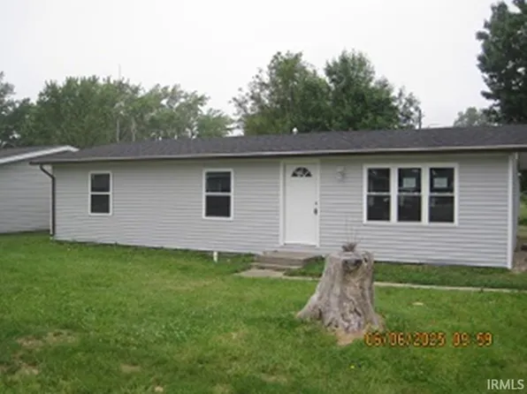 514 W McDonald St, Hartford City, IN 47348