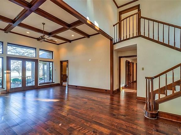 4th image of 1422 Hidden Oaks Cir