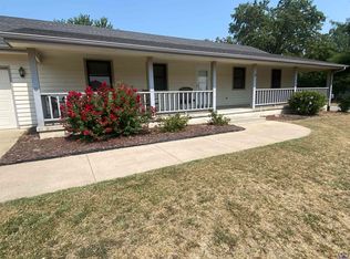 3701 SW Moundview Dr, Topeka, KS 66610