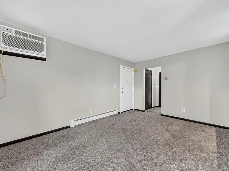 39543 Muffatt St #39543 — Photo 8
