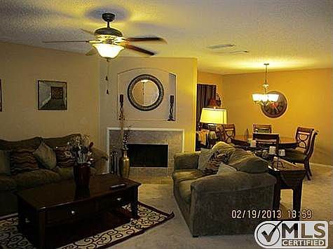 3rd image of 818 Breton Dr