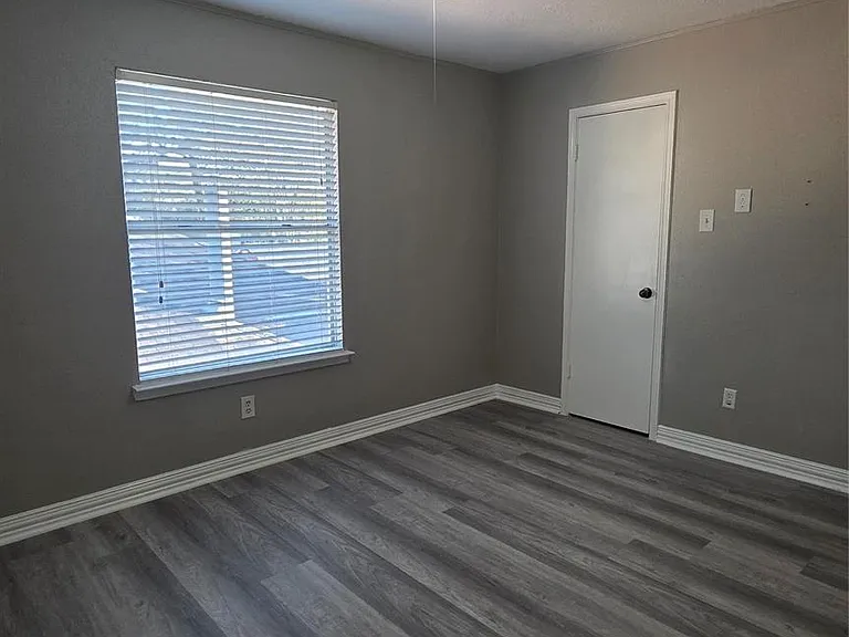 16403 Salinas Ln — Photo 13