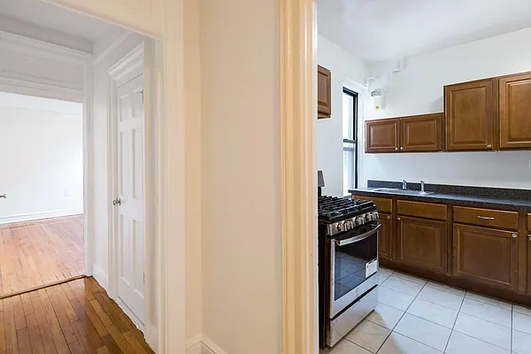 Rented by Living New York | media 10