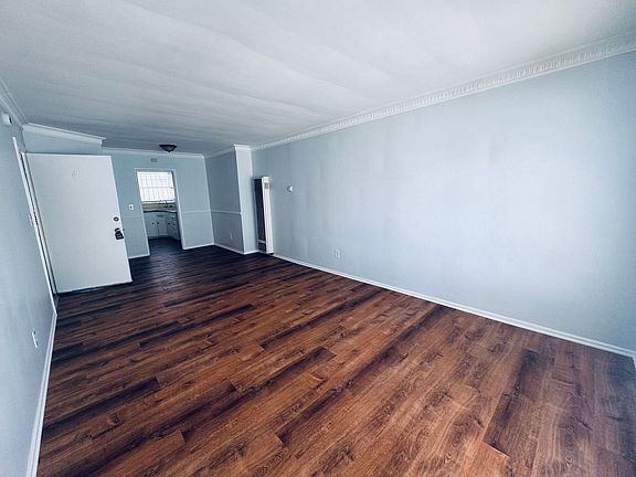 4th image of 1641 N Hobart Blvd #1647-04