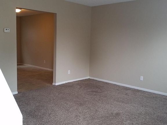 4th image of 300 Marble St APT 6