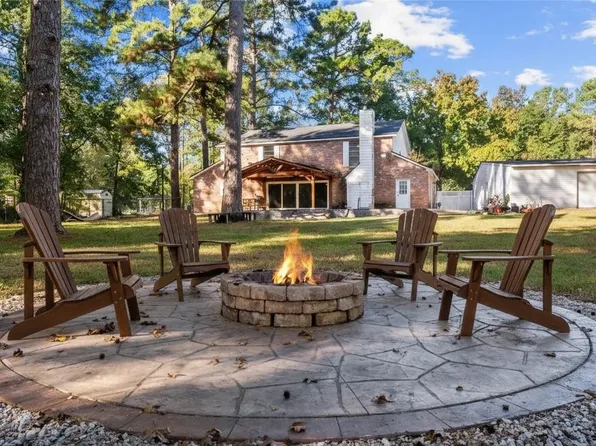 402 Placid Lake Ln, Magnolia, TX 77354