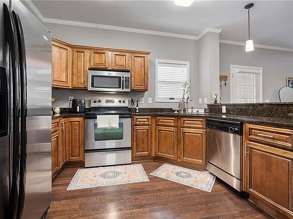 3rd image of 25806 Pollard Rd APT 205