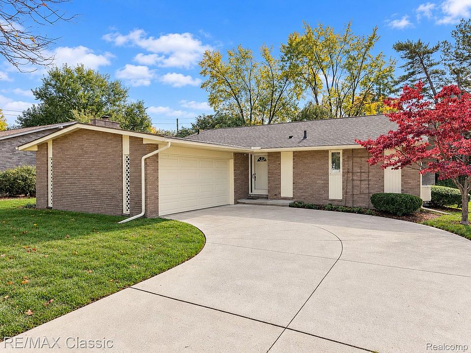 30250 Pleasant Trl, photo 2