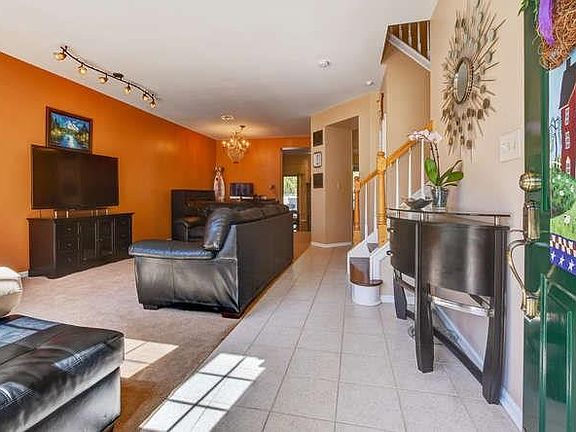 3rd image of 84 Ashford Dr #0