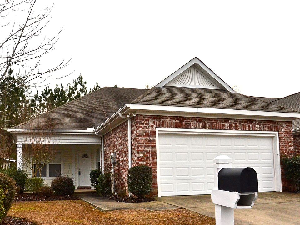 306 Sweetwater Ln