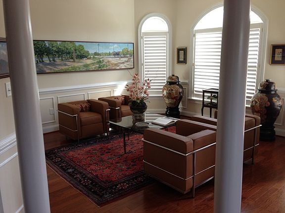 2nd image of 810 Kiftsgate Court