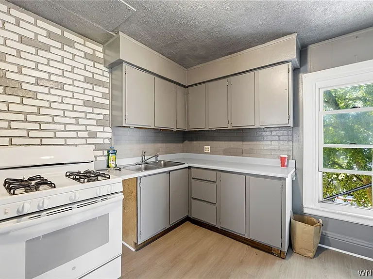 3 Lilac St — Photo 11