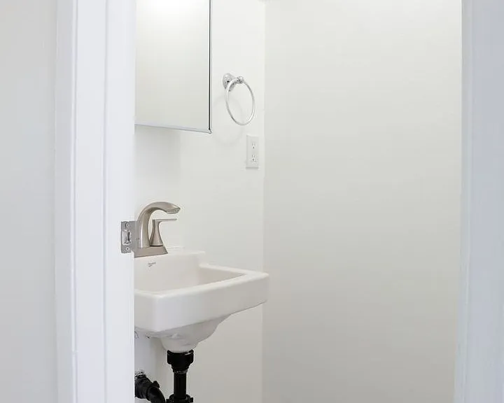2709 S Baker St — Photo 14