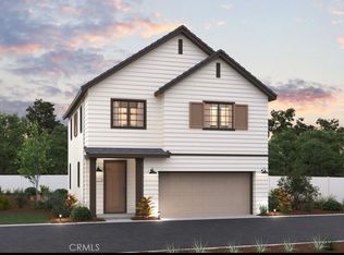 9697 New Forest Ln #9697, Riverside, CA 92509