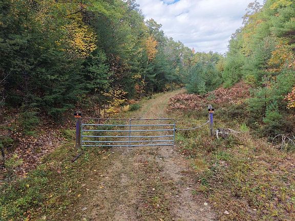 2nd image of 3 River  Road