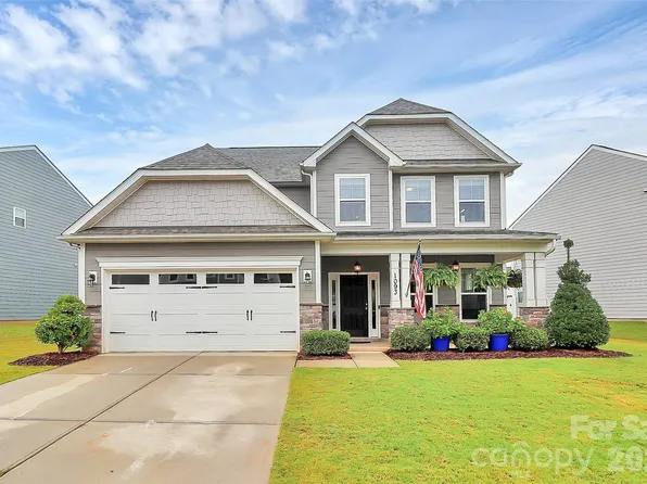 1093 Baldwin Dr, Lancaster, SC 29720