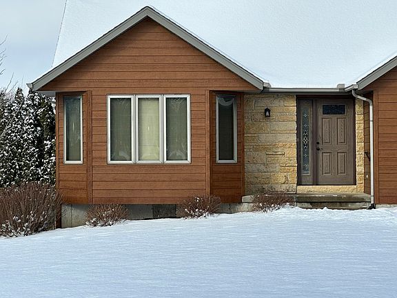 2nd image of 704 Brynnwood Ln