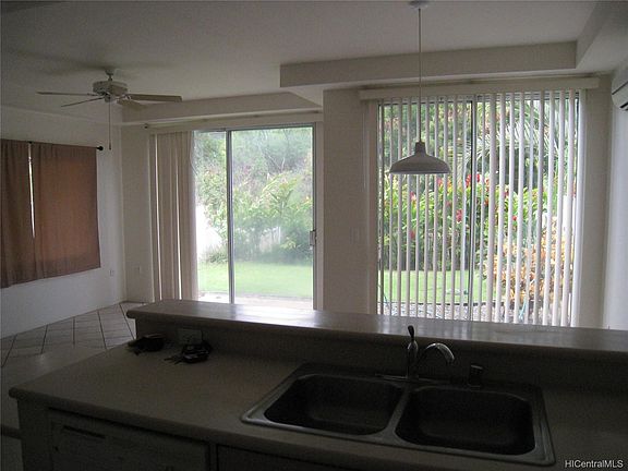 2nd image of 92-1543 Aliinui Dr #4C