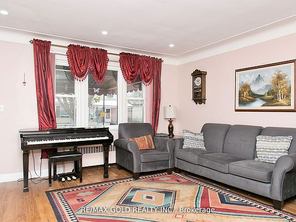 5th image of 1236 Hickory Rd