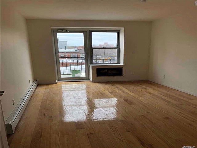 1st image of 3153 Linden Pl APT 4D