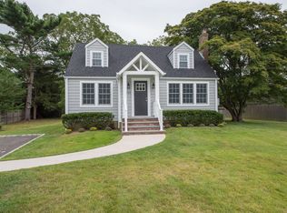 105 Cedar Ave, Islip, NY 11751