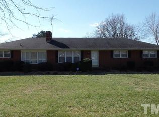 910 Roxboro St, Haw River, NC 27258