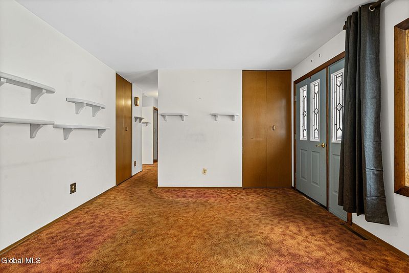 5th image of 10 Mildred Lane