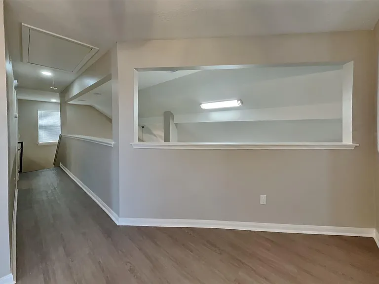 3431 Rainmill Dr — Photo 16