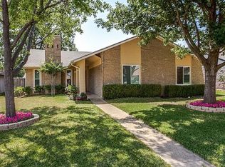 3004 Emerald Dr, Mesquite, TX 75150