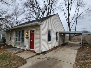 10660 Troy St, Oak Park, MI 48237