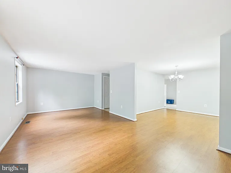5971 Clerkenwell Ct — Photo 15
