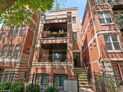 922 W Wolfram St UNIT 3, Chicago, IL, 60657