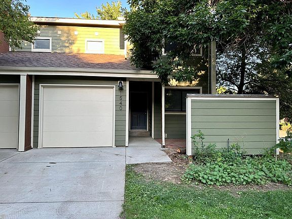 2nd image of 1540 Macarthur Dr