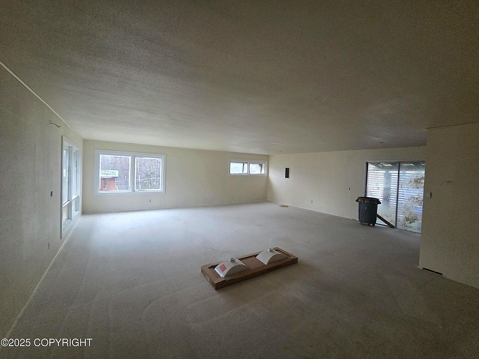 1st image of 2205 Barrow St