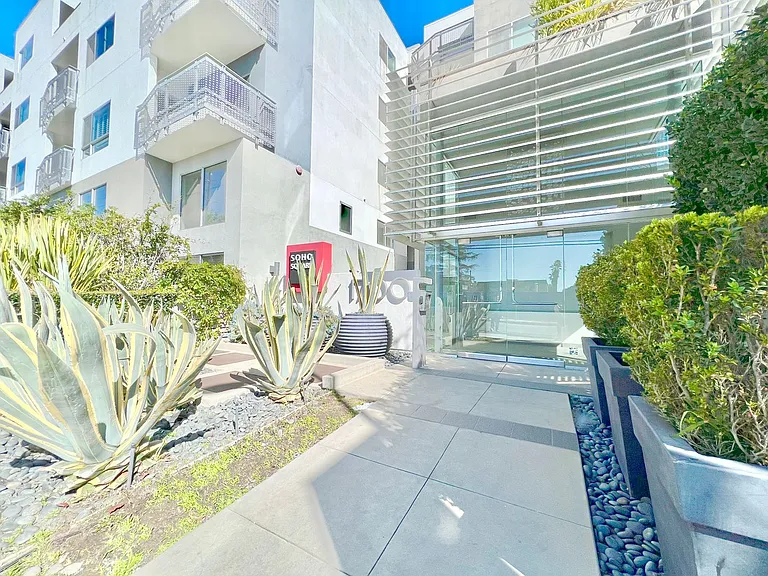 1700 Sawtelle Blvd #219 — Photo 28