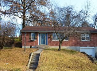 1608 Beverly St, Jefferson City, MO 65109