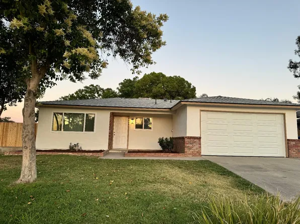 4498 N Pleasant Ave, Fresno, CA 93705
